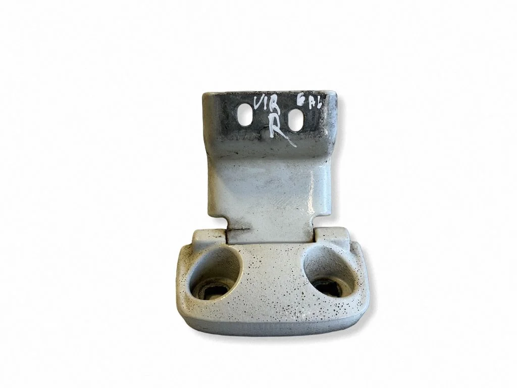 Loading door upper hinge – Peugeot Boxer (2015-)
