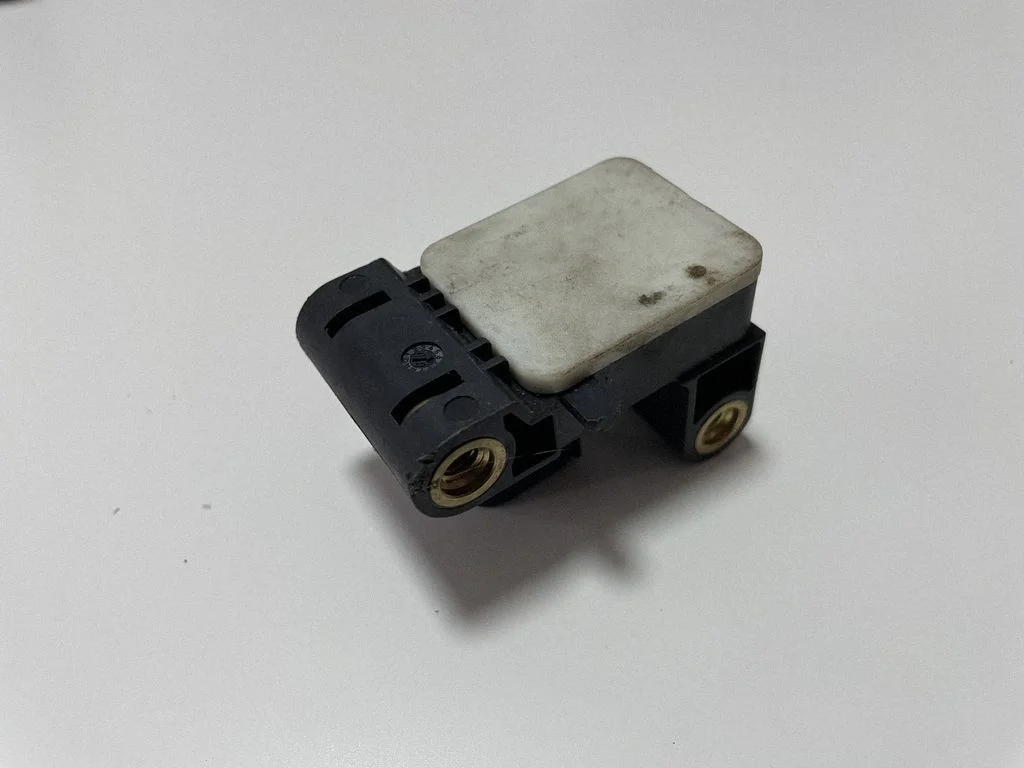 Acceleration sensor – BMW X5 E70 (2006-2013)