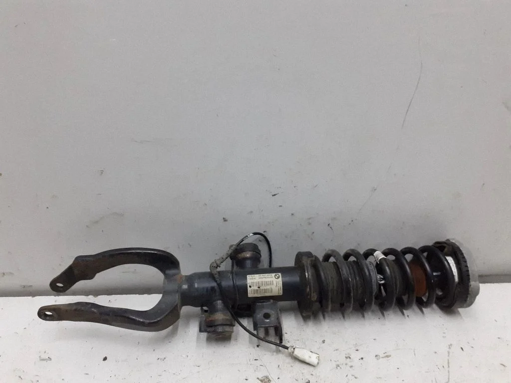 Front shock absorber/damper – BMW 5 Series F10 F11 (2009-2016)