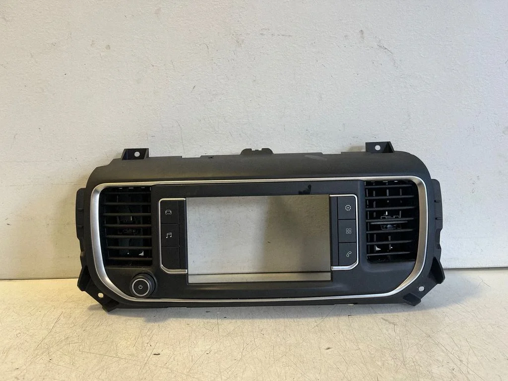 Środkowe kratki nawiewu 98075397ZD – Opel Vivaro (2019-)