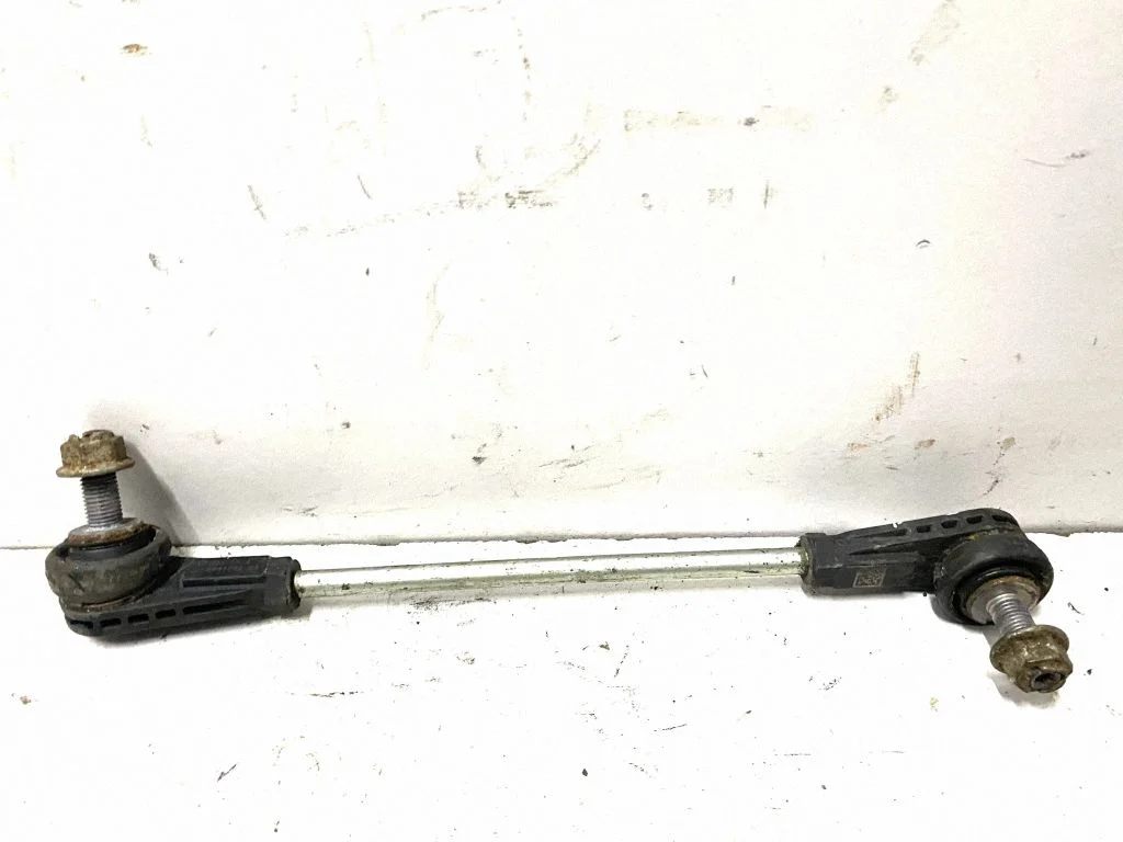 Eesmise stabilisaatori varras (link) – BMW X3 F25 (2010-2017)