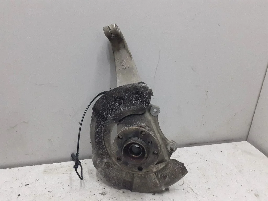 Front wheel hub – BMW 5 Series F10 F11 (2009-2016)