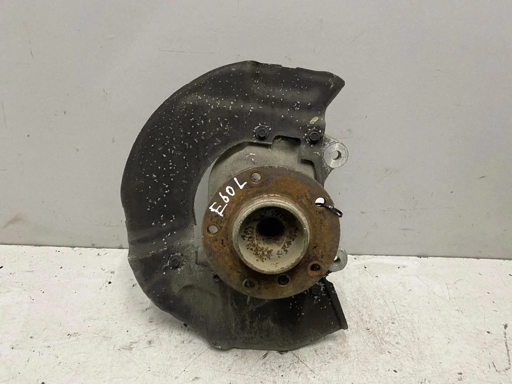 Front wheel hub – BMW 5 Series E60 E61 (2004-2010)