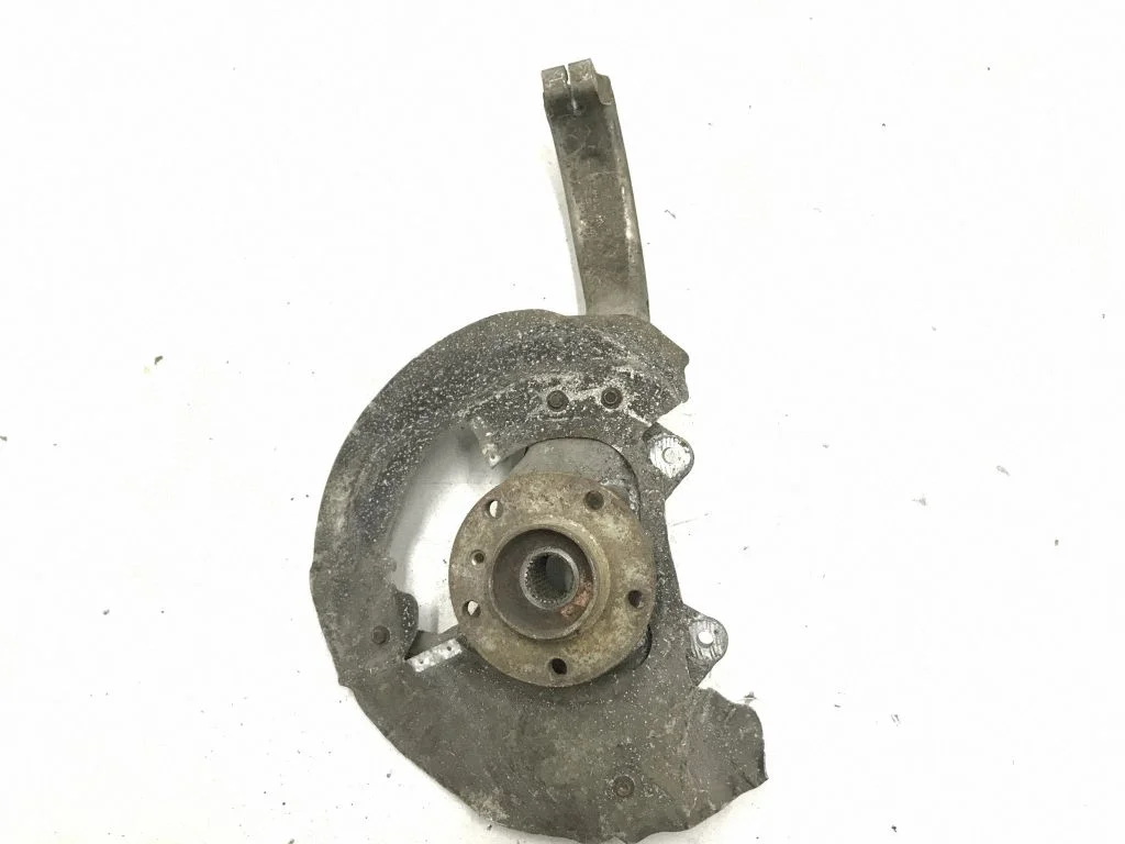 Front wheel hub – BMW X5 E70 (2006-2013)