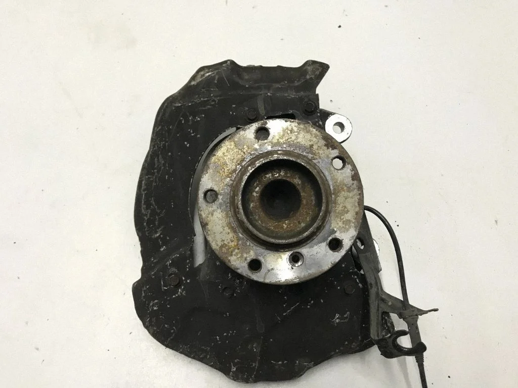 Front wheel hub – BMW 5 Series E60 E61 (2004-2010)