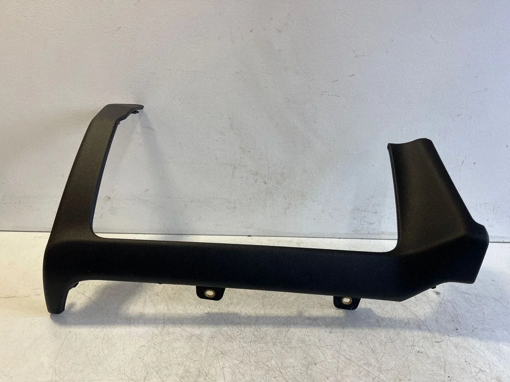Dashboard lower bottom trim panel – Porsche Macan (95B) (2014-2018)