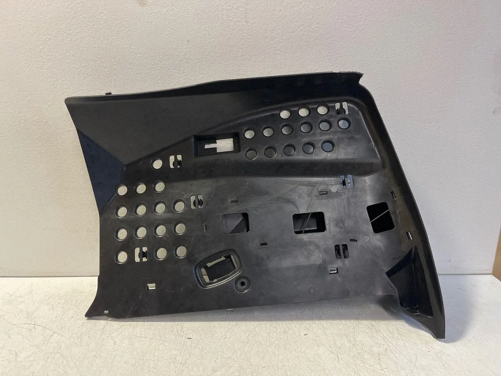 Dashboard lower bottom trim panel A2536805202