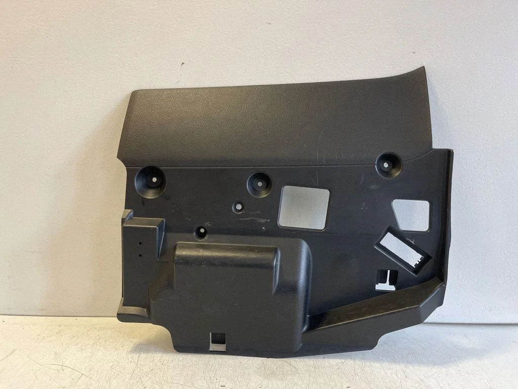 Dashboard lower bottom trim panel
