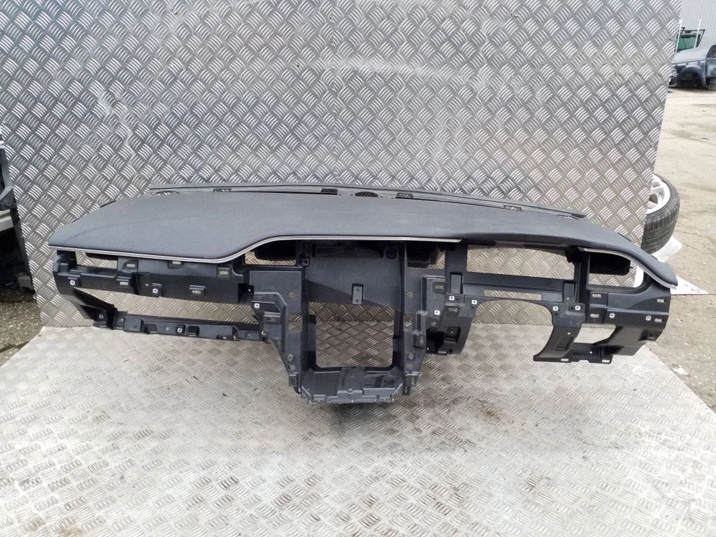 Dashboard 102326400F – Tesla Model S (2012-)