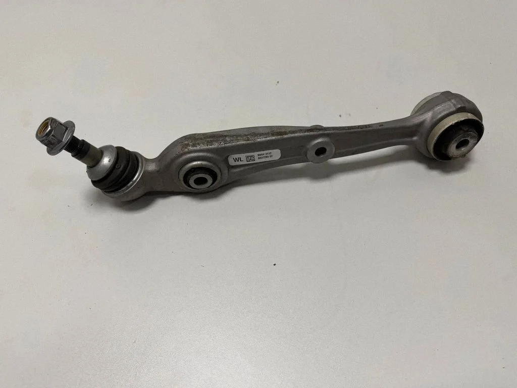 Front lower control arm/wishbone – BMW XM (2022-)
