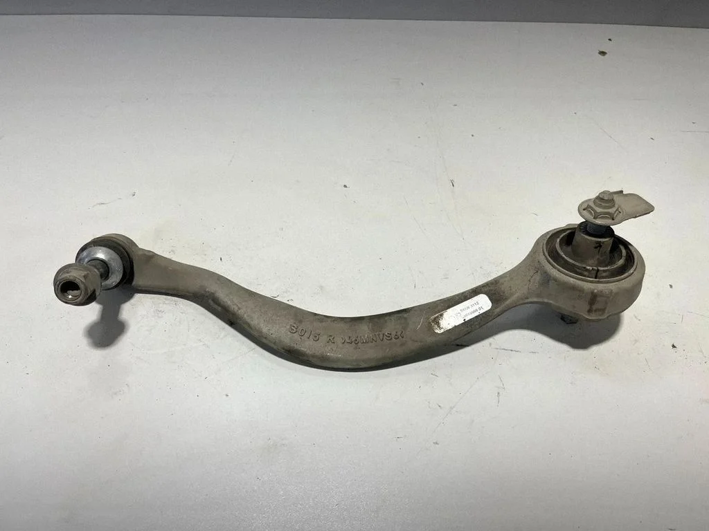 Front lower control arm/wishbone – BMW XM (2022-)
