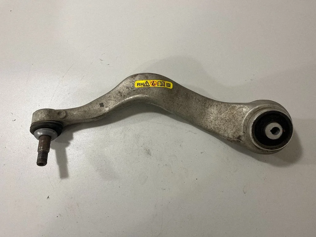 Front lower control arm/wishbone – BMW 7 Series G70 (2022-)
