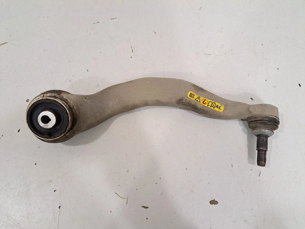 Wahacz przedni dolny – BMW Seria 7 G11 G12 (2015-2022)