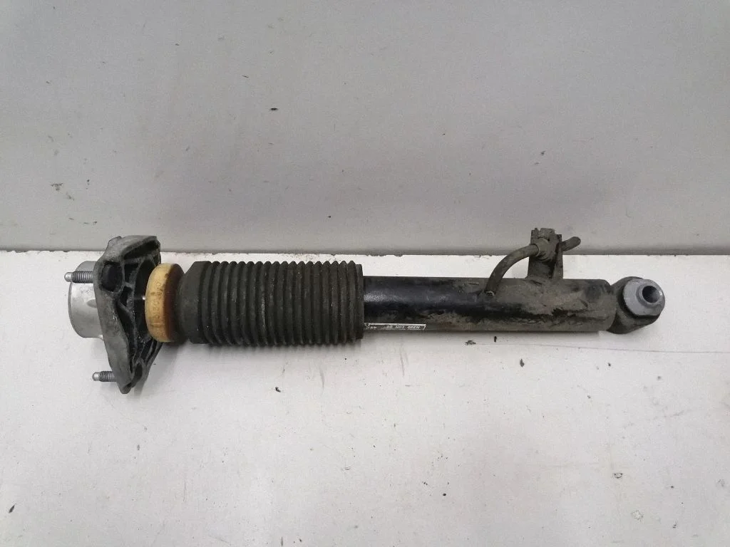 Rear shock absorber/damper 6867864