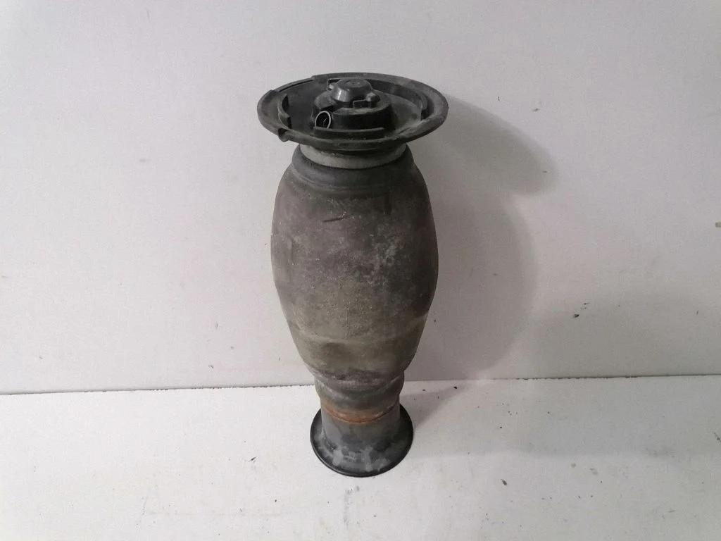 Rear shock absorber/damper – BMW 5 Series E60 E61 (2004-2010)