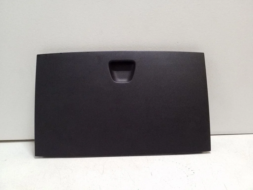 Glove box lid/cover – centre