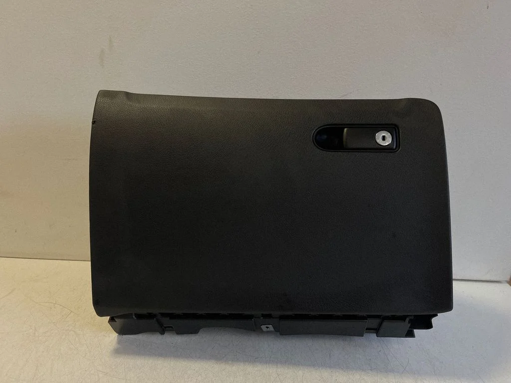 Glove box set – Mercedes-Benz EQC (2019-)