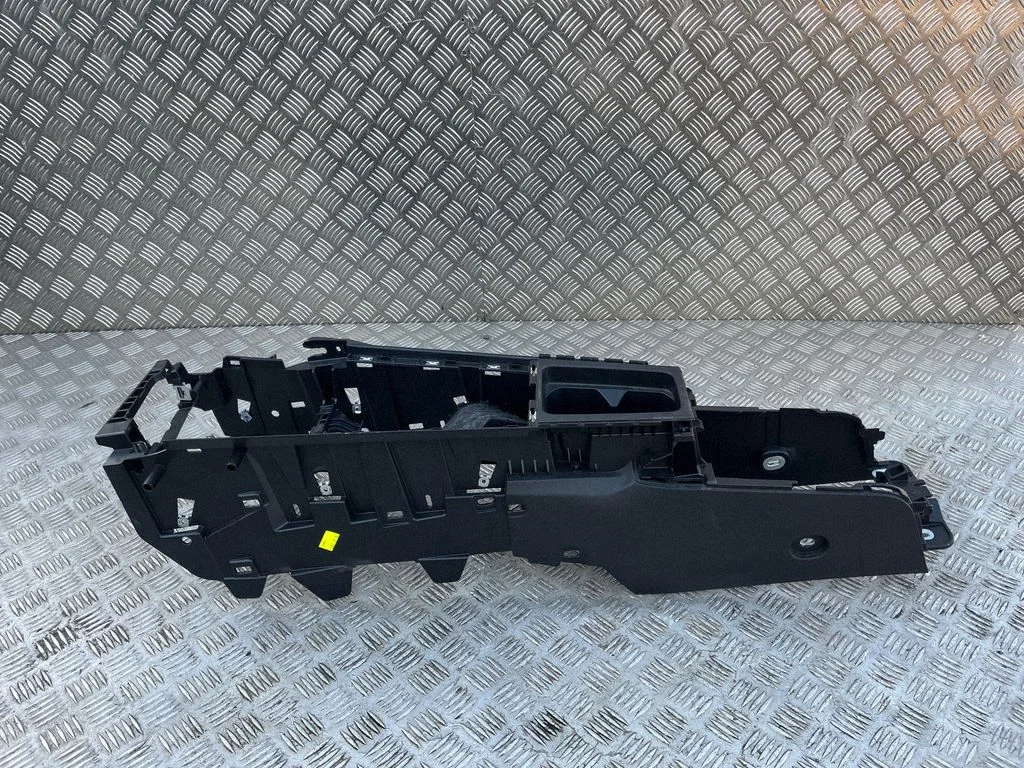Konsola środkowa 5FC863241D – Cupra Formentor (2020-)