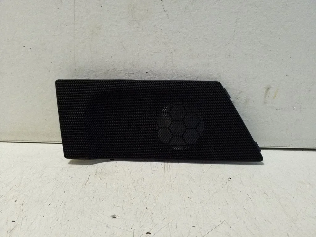 Side speaker trim/cover 8J2035419