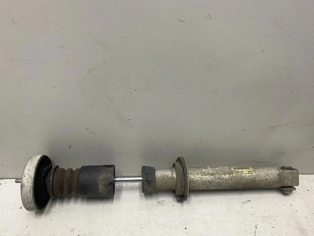 Aizmugurējais amortizators – BMW 5. sērija E60 E61 (2004-2010)