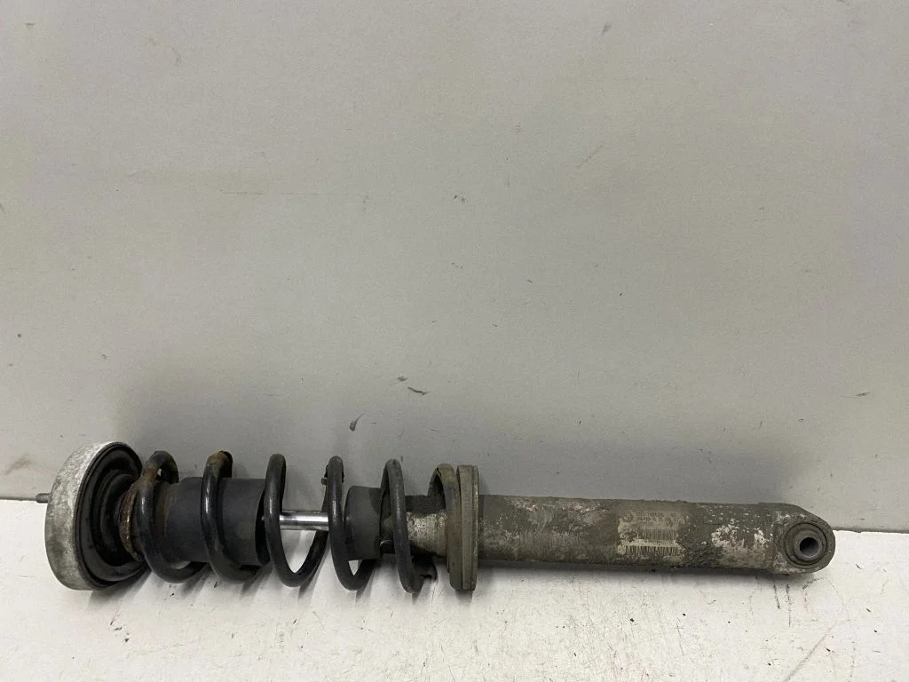 Amortyzator tylny – BMW Seria 5 E60 E61 (2004-2010)
