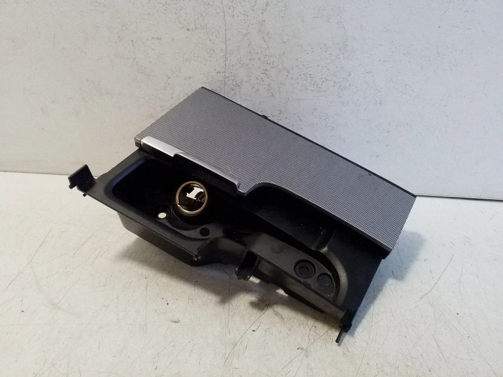 Ashtray (front) 32275470 – Volvo XC60 (2017-)