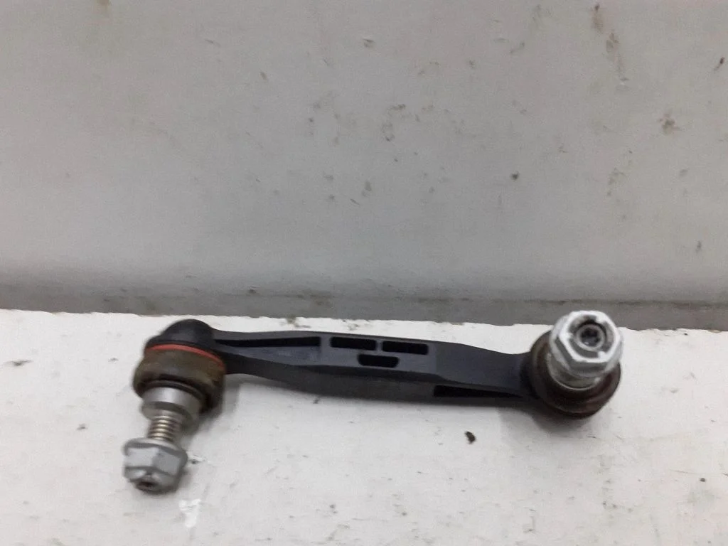 Rear anti-roll bar/stabilizer link – BMW 3 Series G20 G21 (2019-)