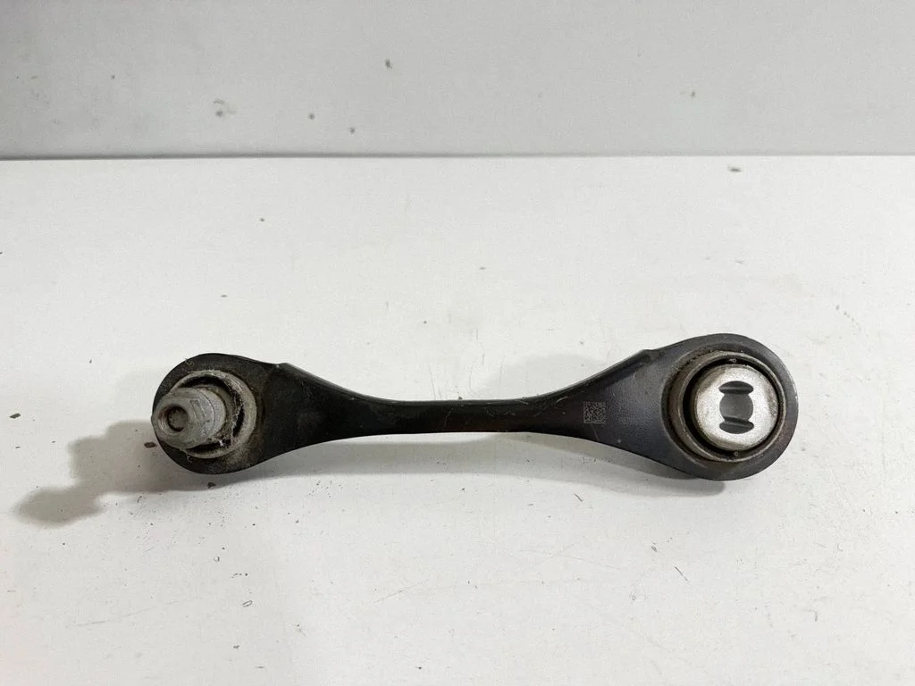 Rear upper control arm/wishbone 6878632
