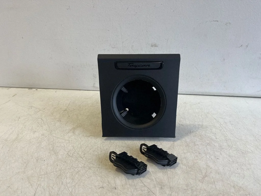 Cup holder front 9J1858570A