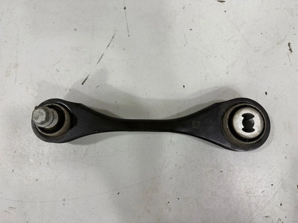 Rear upper control arm/wishbone – BMW 4 Series G22 G23 G24 G26 (2020-)