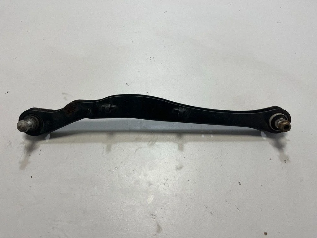 Rear upper control arm/wishbone 6851563