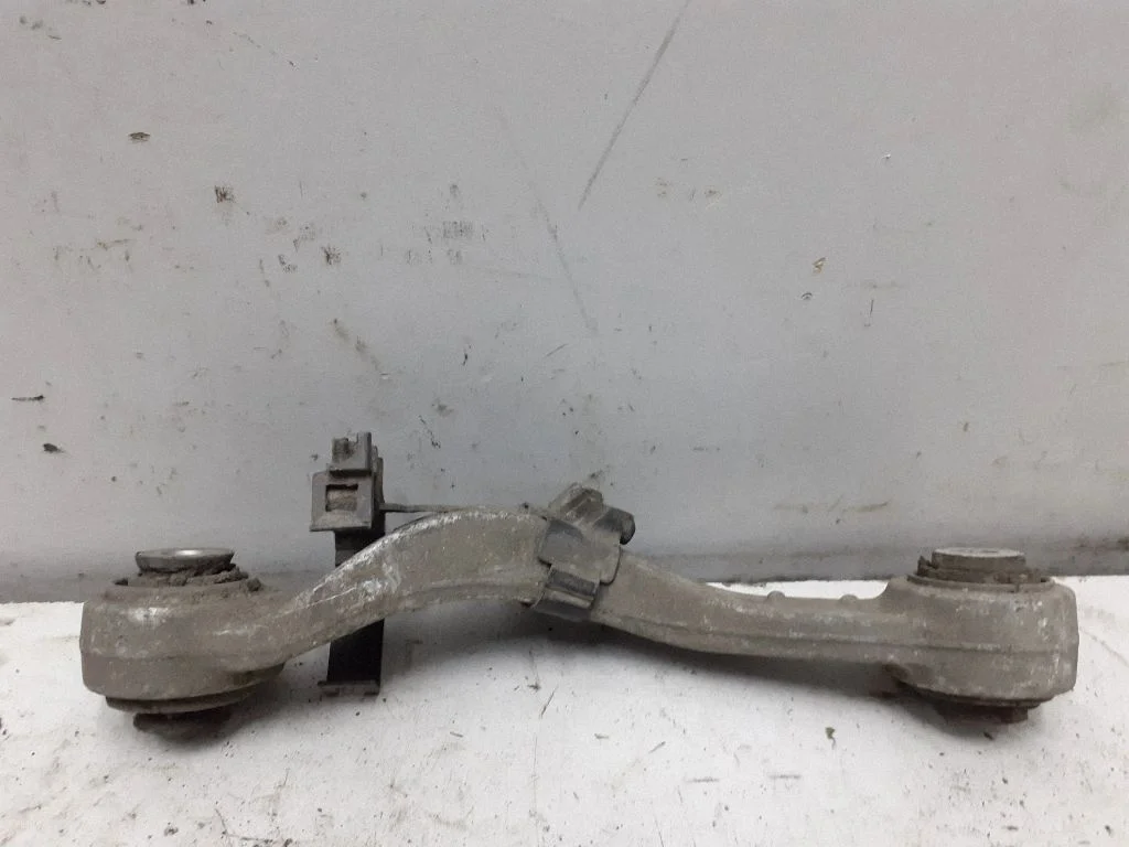 Rear upper control arm/wishbone – BMW 6 Series F12 F13 (2010-2018)