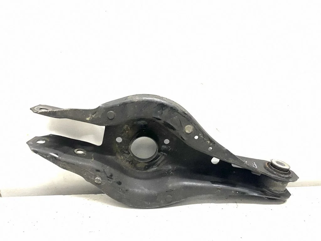 Rear upper control arm/wishbone – BMW 3 Series F30 F35 F31 (2012-2018)