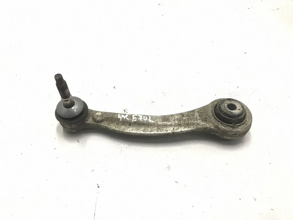 Tagumine ülemine õõtshoob – BMW X5 E70 (2006-2013)
