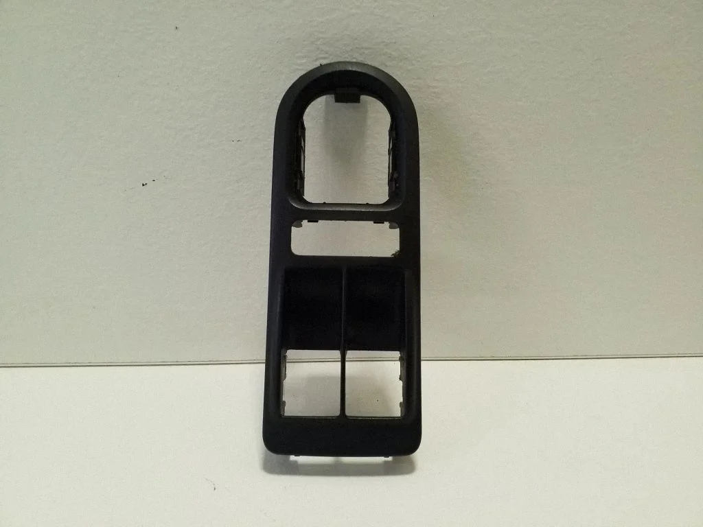 Front door window switch trim 7H5959539AE