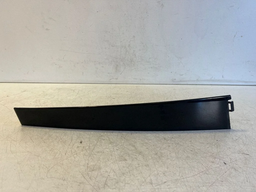 Other front door trim element – Volkswagen Passat B5.5 (2001-2005), left