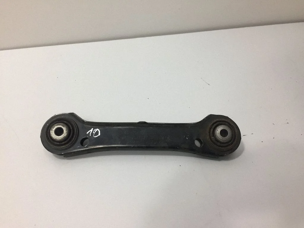 Rear upper control arm/wishbone – BMW 1 Series E81 E87 (2004-2011)