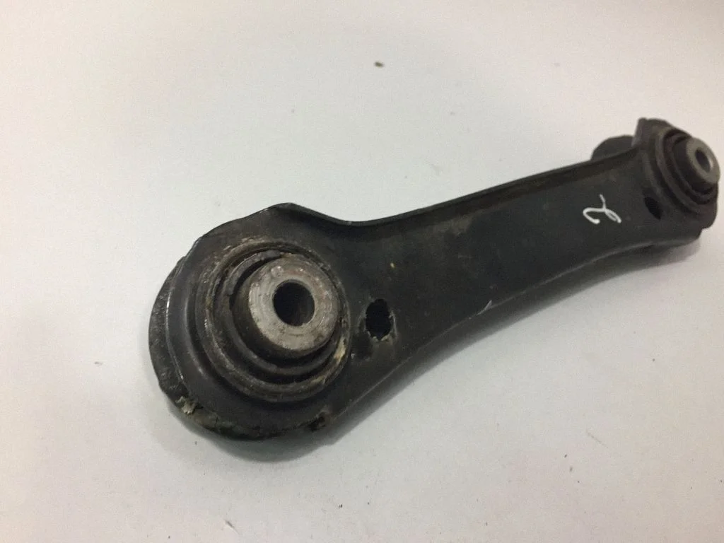 Rear upper control arm/wishbone – BMW 3 Series E90 E91 (2005-2012)