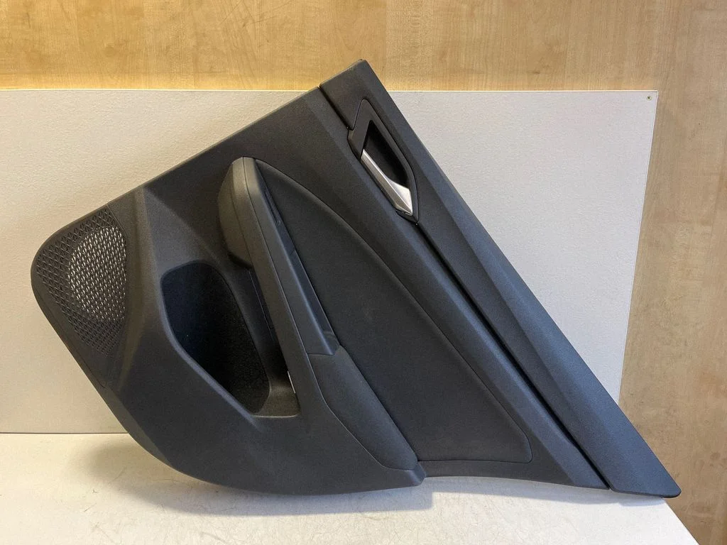 Rear door card panel trim 5H6867212
