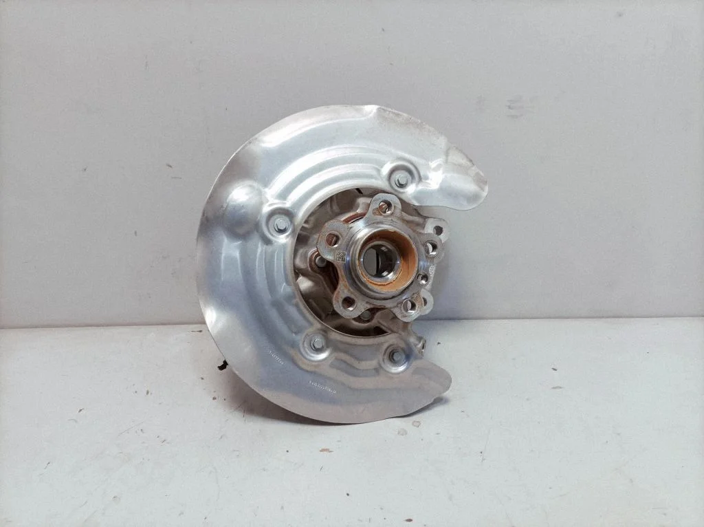 Rear wheel hub 6879749 – BMW X4 G02 (2018-)