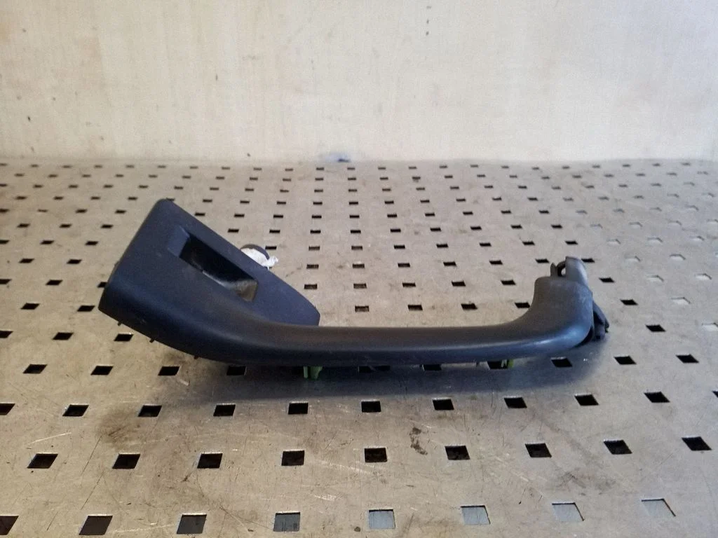 Rear door handle trim 1K0868187H