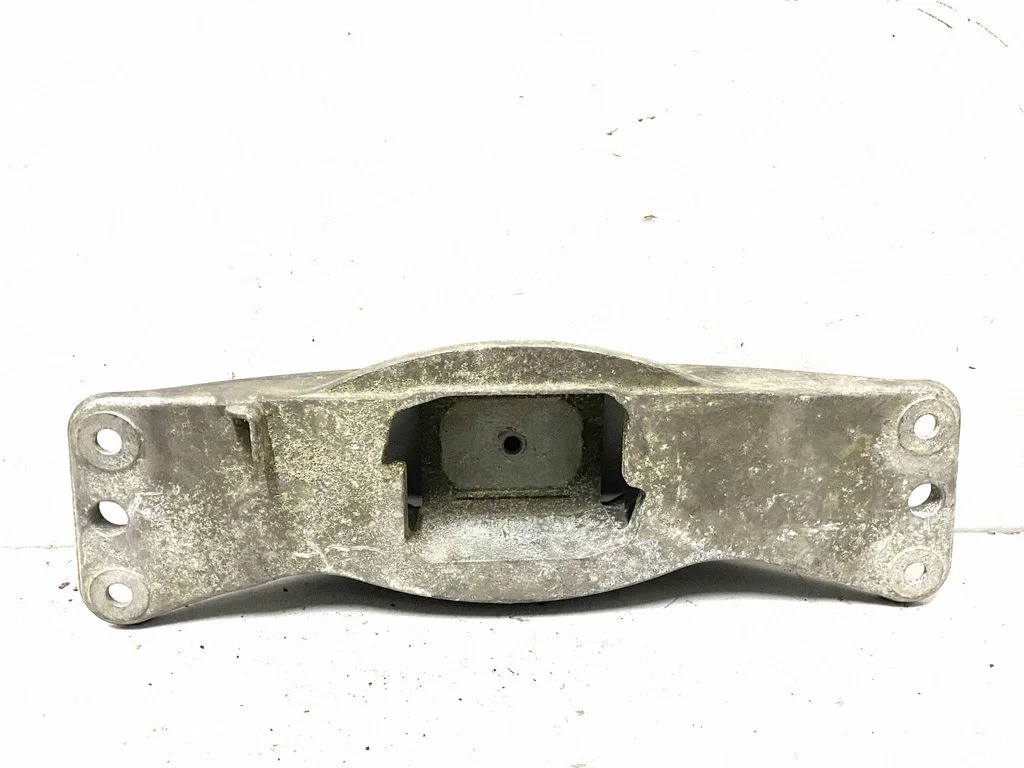 Wspornik skrzyni biegów – BMW Seria 5 E60 E61 (2004-2010)