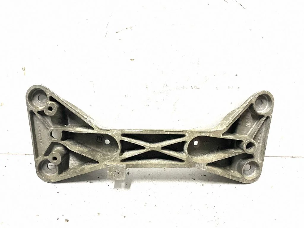 Gearbox mounting bracket – BMW 3 Series F30 F35 F31 (2012-2018)