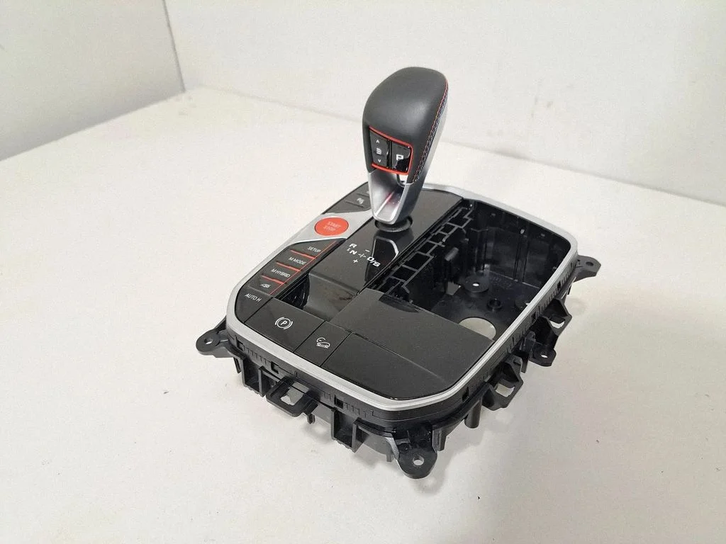 Gear selector mechanism 5A636E1