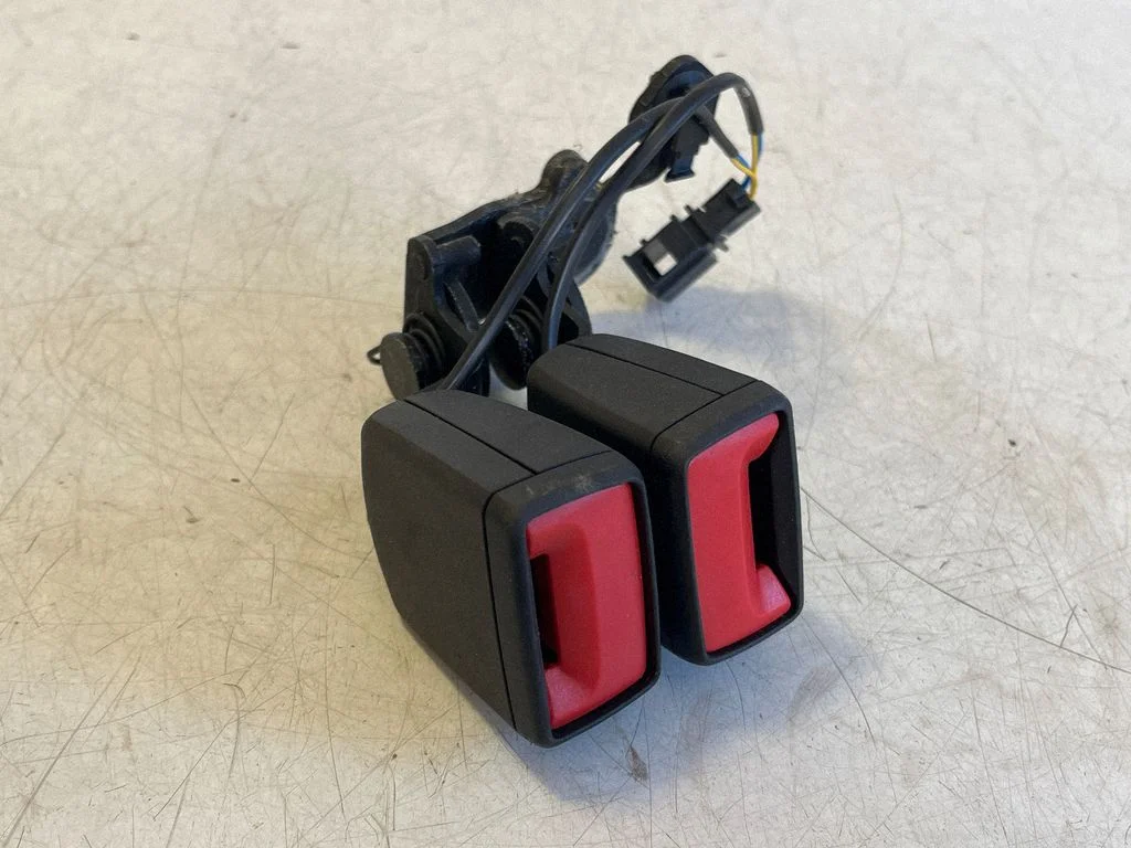 Zapięcie pasa tylne 5FA857739 – Cupra Formentor (2020-)