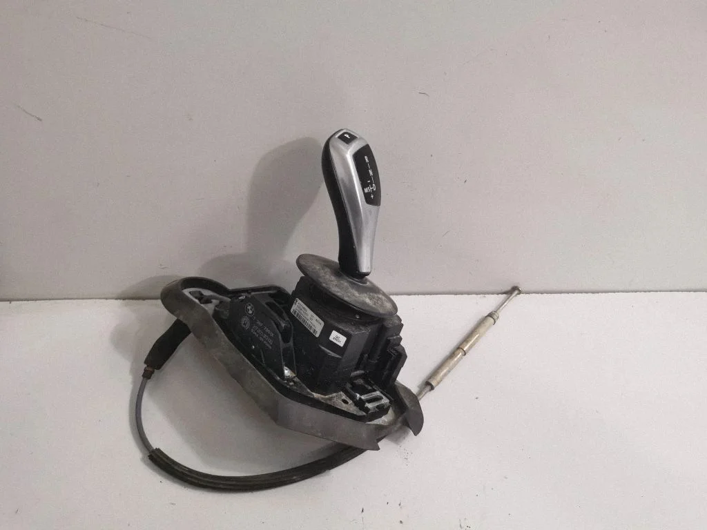 Gear selector mechanism – BMW 5 Series E60 E61 (2004-2010)