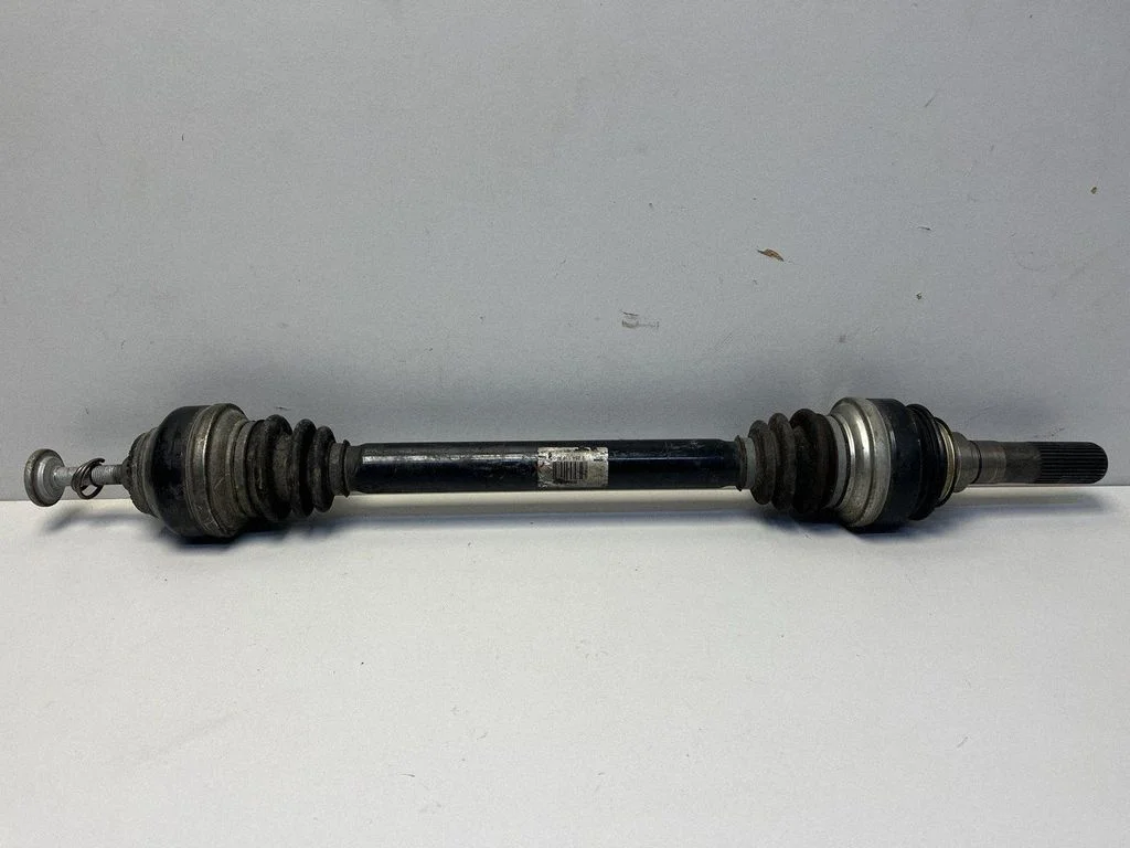 Rear driveshaft – BMW 5 Series F10 F11 (2009-2016)