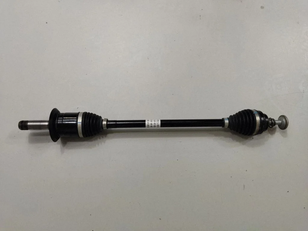 Tagumine pooltelg 7646867 – BMW X2 F39 (2018-2023)