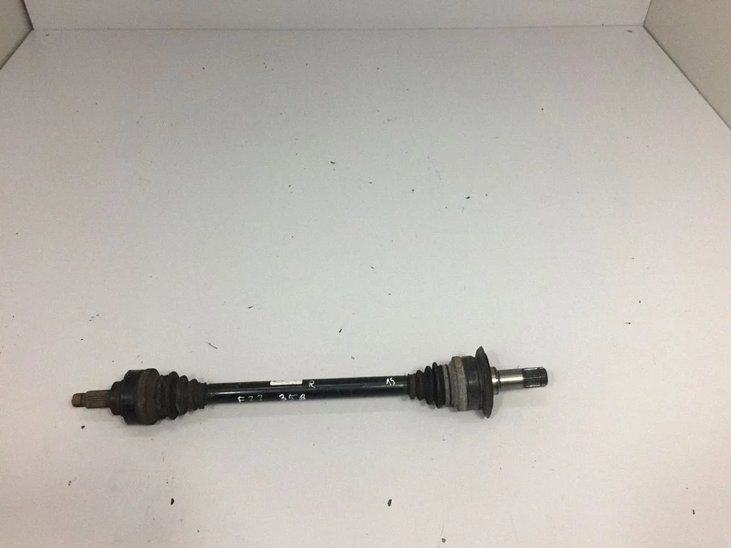 Tagumine pooltelg 1234567 – BMW 2-seeria F22 F23 (2013-2017)