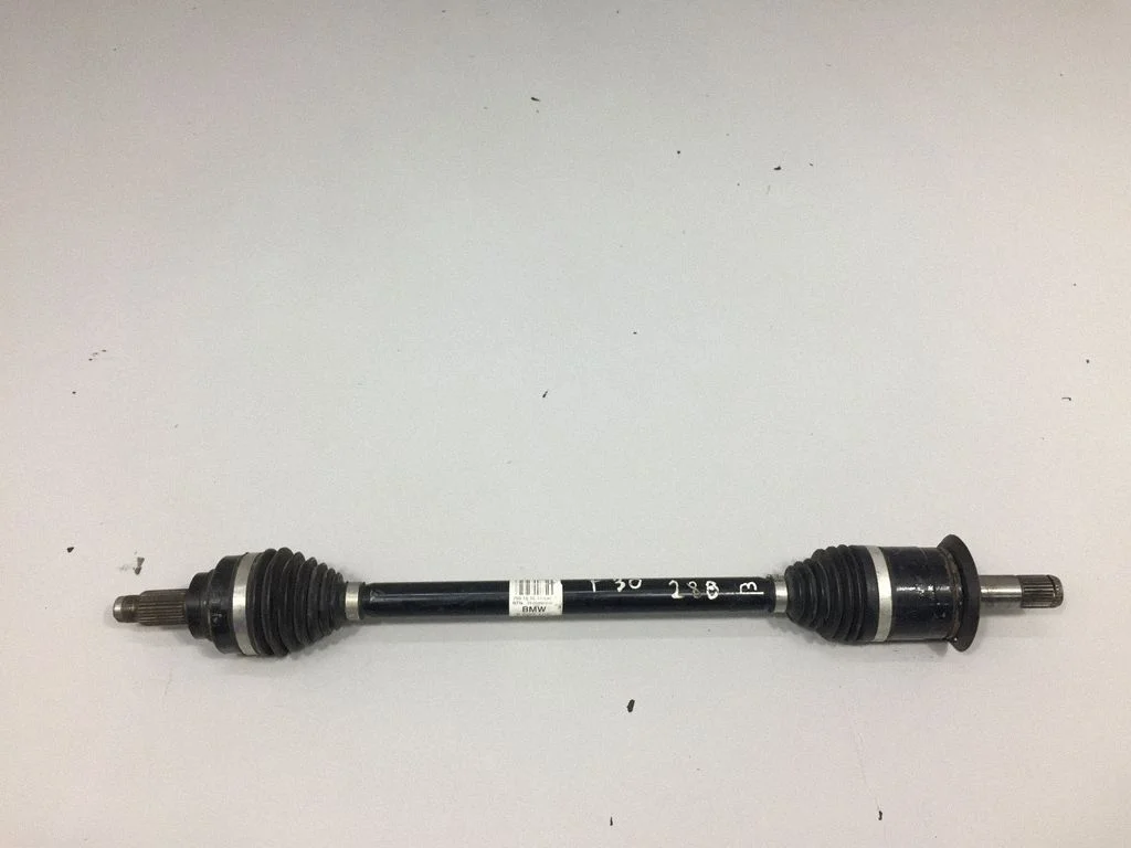 Tagumine pooltelg – BMW 3-seeria F30 F35 F31 (2012-2018)